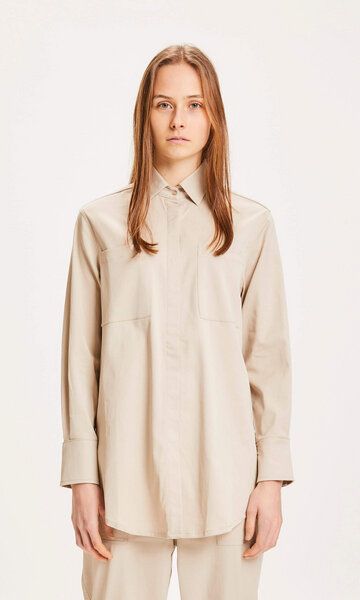 KnowledgeCotton Apparel Damen Workerbluse "JUNIPER" aus Tencel, Farbe Feather Gray KnowledgeCotton Apparel Damen Workerbluse "JUNIPER" aus Tencel, Farbe Feather Gray von KnowledgeCotton Apparel