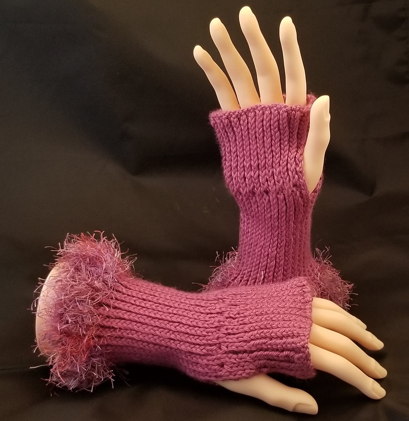 Spaß Fell Sms Handschuhe, Fingerlose Handschuhe Spaß Fell Sms Handschuhe, Fingerlose Handschuhe von KnuttyKnits