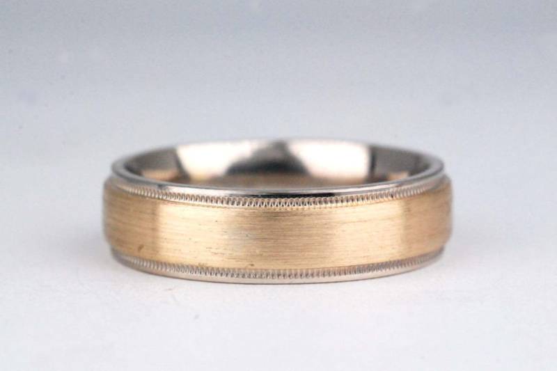 Handgemachter Ehering Eternity Aus 100% Gelb - Und Weißgold von KoalaJewelleryDesign