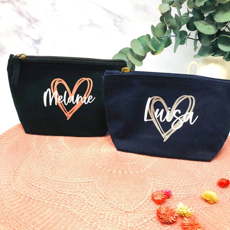 Geschenk Für Die Mama Oder Freundin - Kleine Personalisierte Kosmetiktasche in Schwarz Navy Schön Zum Geburtstag Muttertag von Koboldtheater22
