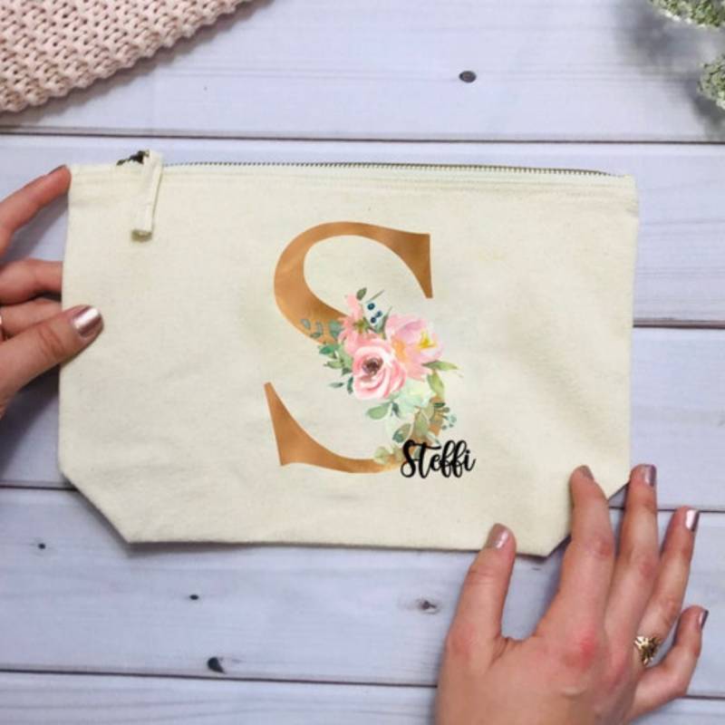 Kosmetikbeutel Personalisiert Mit Initial Und Wunschwort - Geschenk Patentante Beste Freundin Schwester Mama Verschiedene Farben Blush von Koboldtheater22