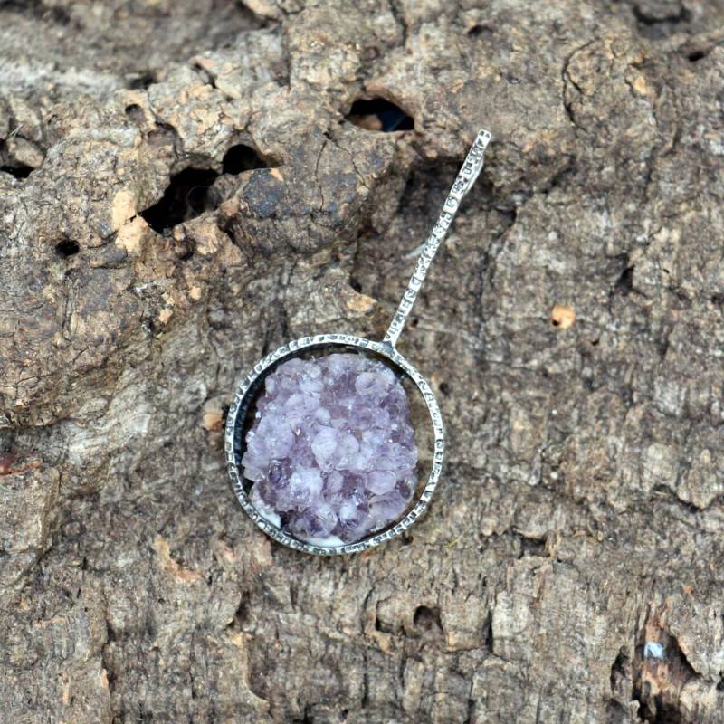 Amethyst-Anhänger in Silber 835-Brutalist Rau Kostenloser Versand Amethyst-Anhänger in Silber 835-Brutalist Rau Kostenloser Versand von KobraFinds