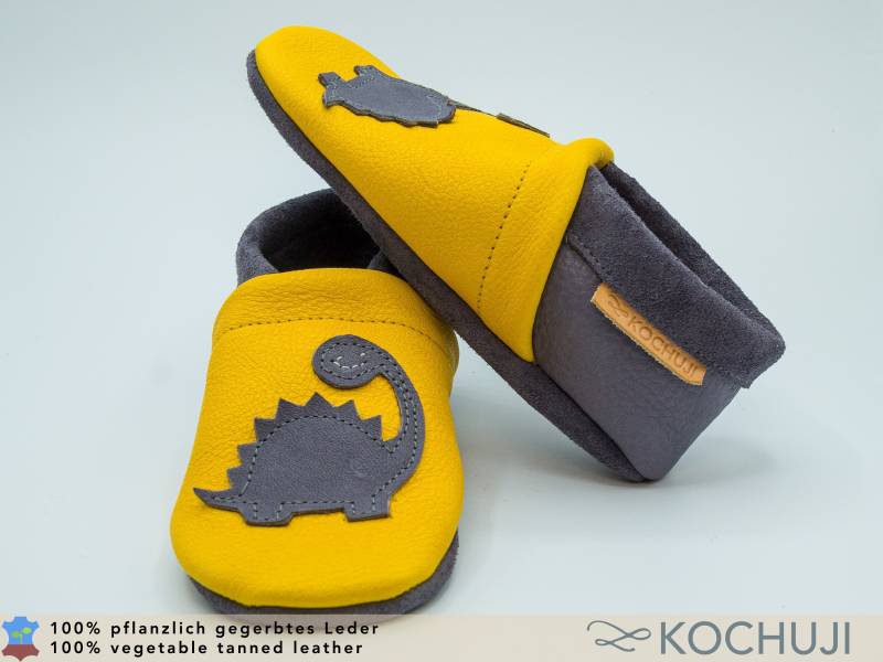 Bioleder Krabbelschuhe Dinosaurier/Lauflernschuhe Verschiedene Größen Und Farben Lederpuschen Pflanzliche Gerbung Chromfrei Bioleder Krabbelschuhe Dinosaurier/Lauflernschuhe Verschiedene Größen Und Farben Lederpuschen Pflanzliche Gerbung Chromfrei von Kochuji