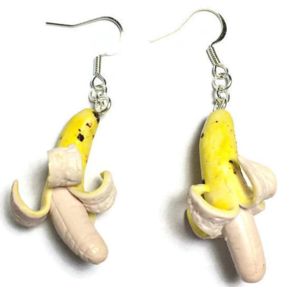 Miniatur Geschälte Bananen Ohrringe - Handgefertigter Mini Schmuck, Gelbe von KodeliaHollow