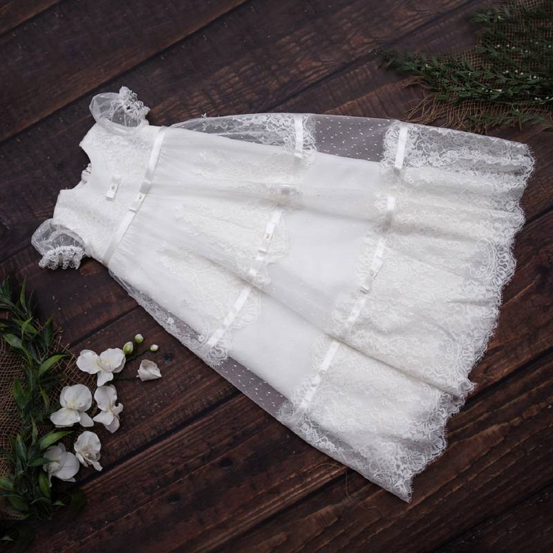 Taufkleid- Baumwoll-Batist Mit Schöner Endweicher Spitze - Langes Taufkleid Seide von KodomoStudio