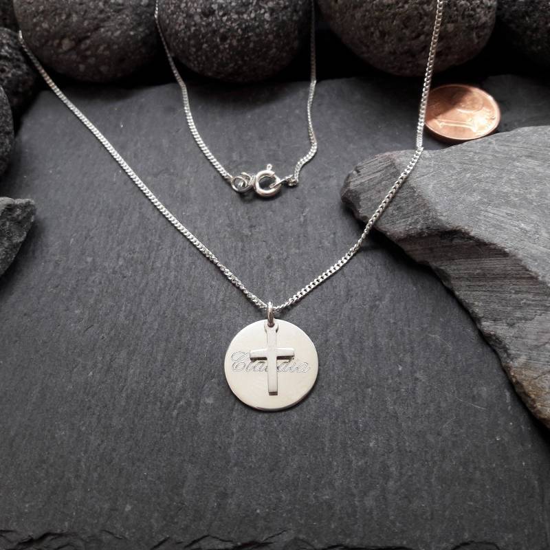 Gravurplatte Mit Kreuz Anhänger Und Einer Panzerkette in 925Er Silber, Gravur Namenskette | Gk126+K/Kreuz von Koenigsprodukte