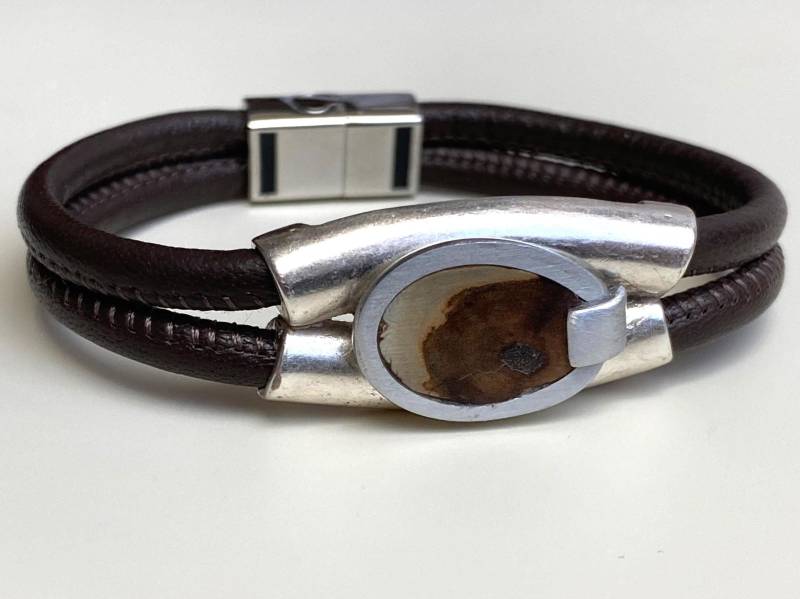 Armband Holz Auf Zamak Mit Nappalederband von Koenigswurzeln