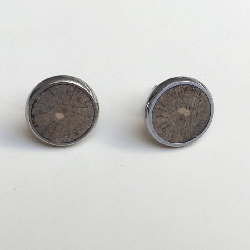 Holzschmuck Ohrstecker Holz in Edelstahlfassung von Koenigswurzeln