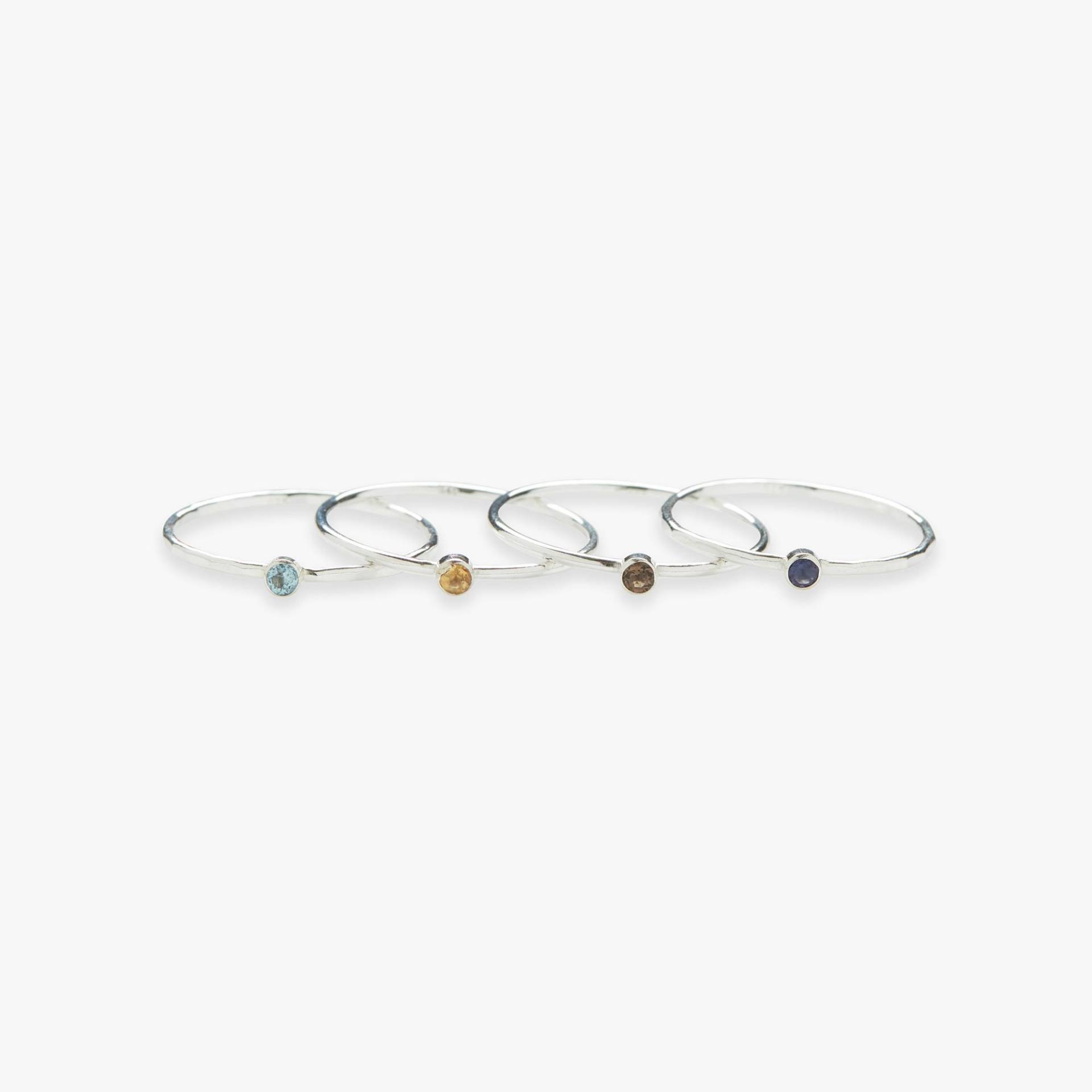 Silberner Ring Mit Winzigem Edelstein | Dezenter Kleinem Geschliffenen Geburtssteine 925Er Sterlingsilber von KoiAtelier