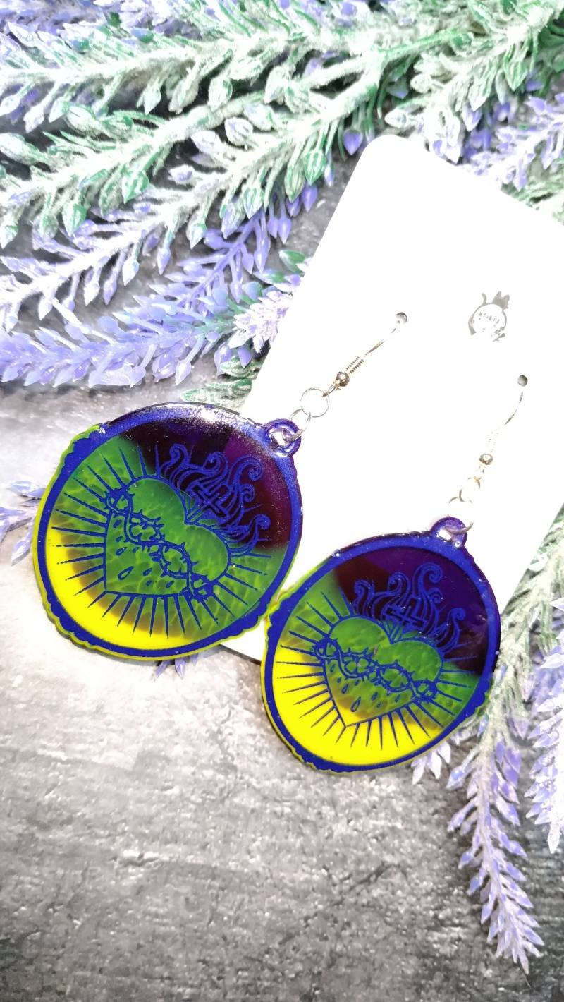 Leicht Transparente Blau-Gelbe Ohrringe Mit Dunkelblauen Outlines von KokoCrafting