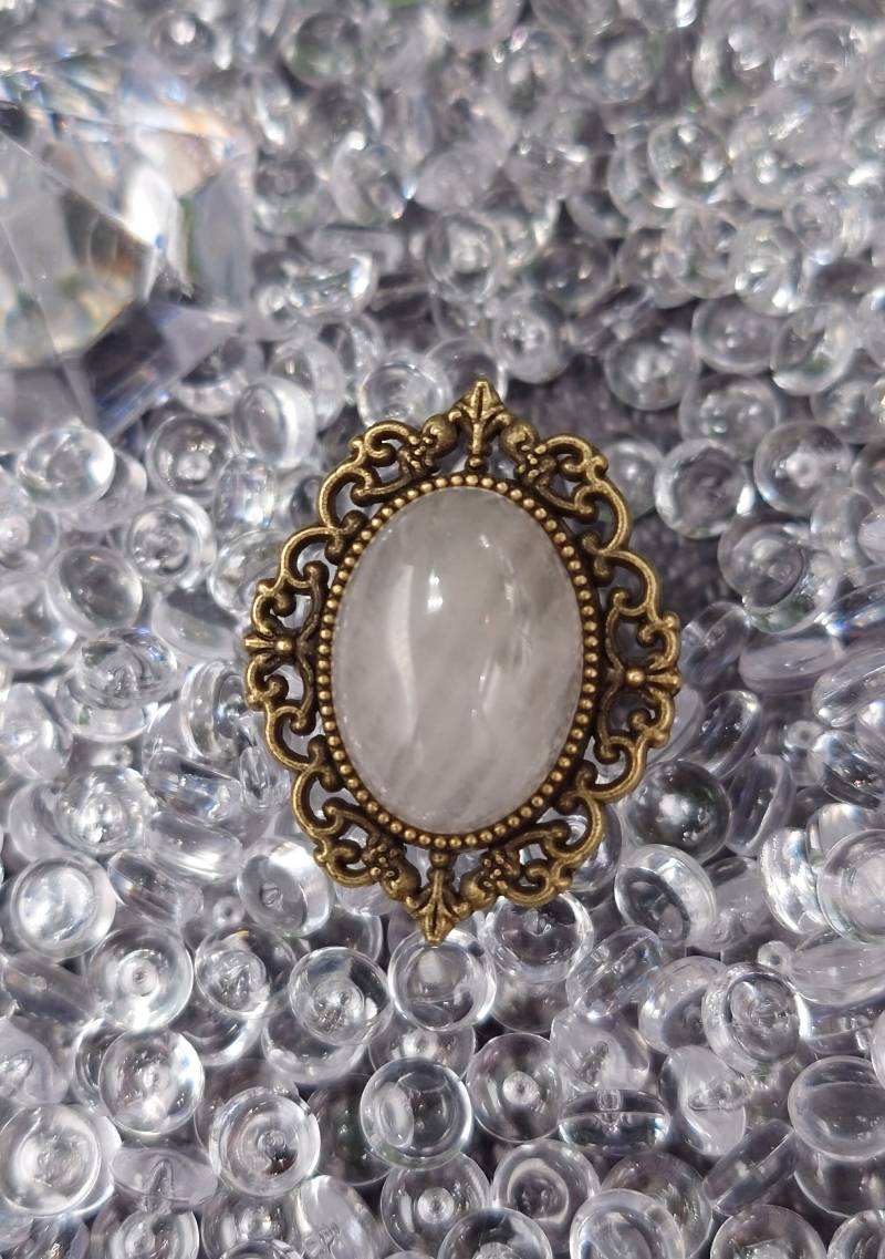 Ring Mit Weißem Stein Größenverstellbar von KokoCrafting