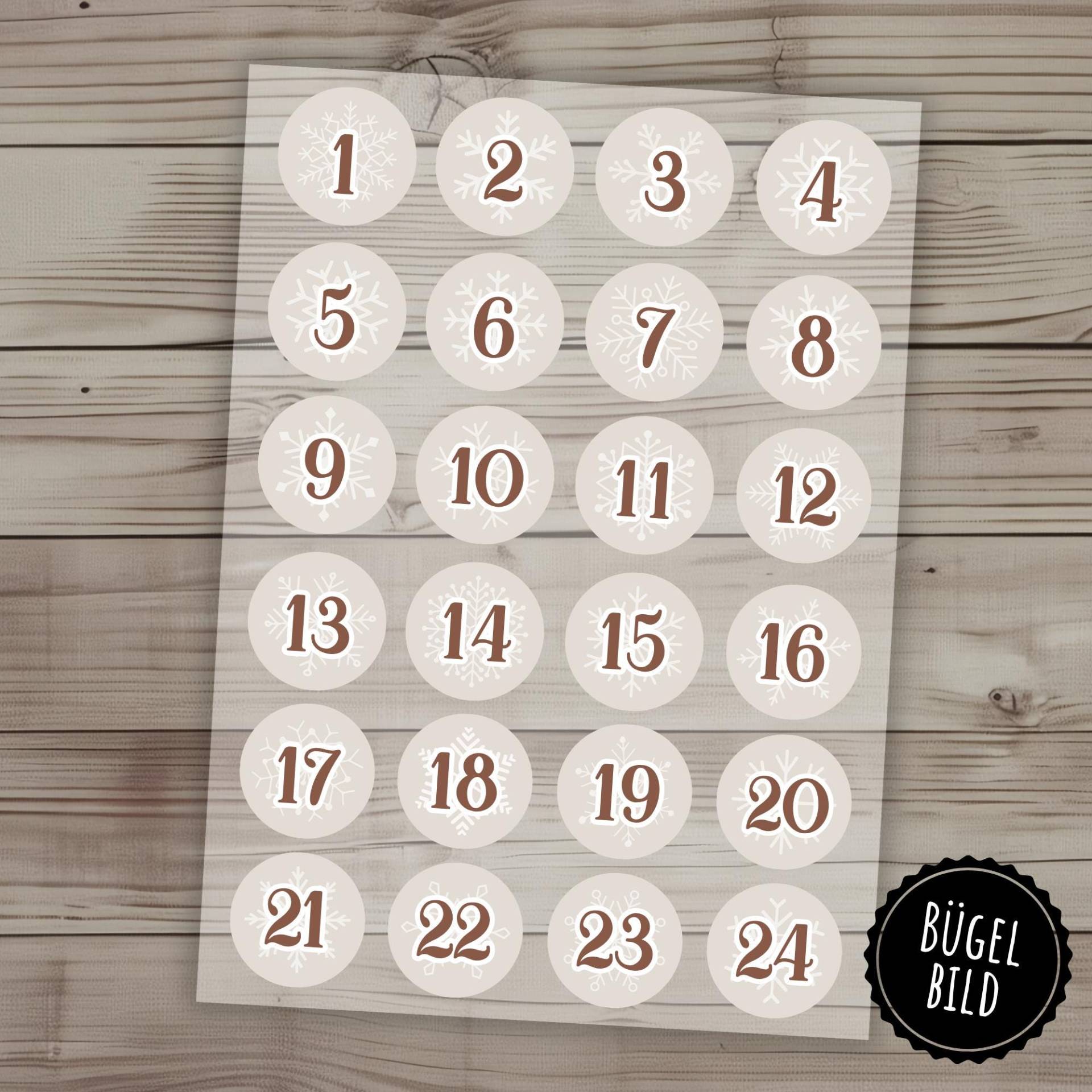 Bügelbilder Adventskalenderzahlen in Beige, Schlichte Adventskalender Zahlen Zum Aufbügeln von KokoHello
