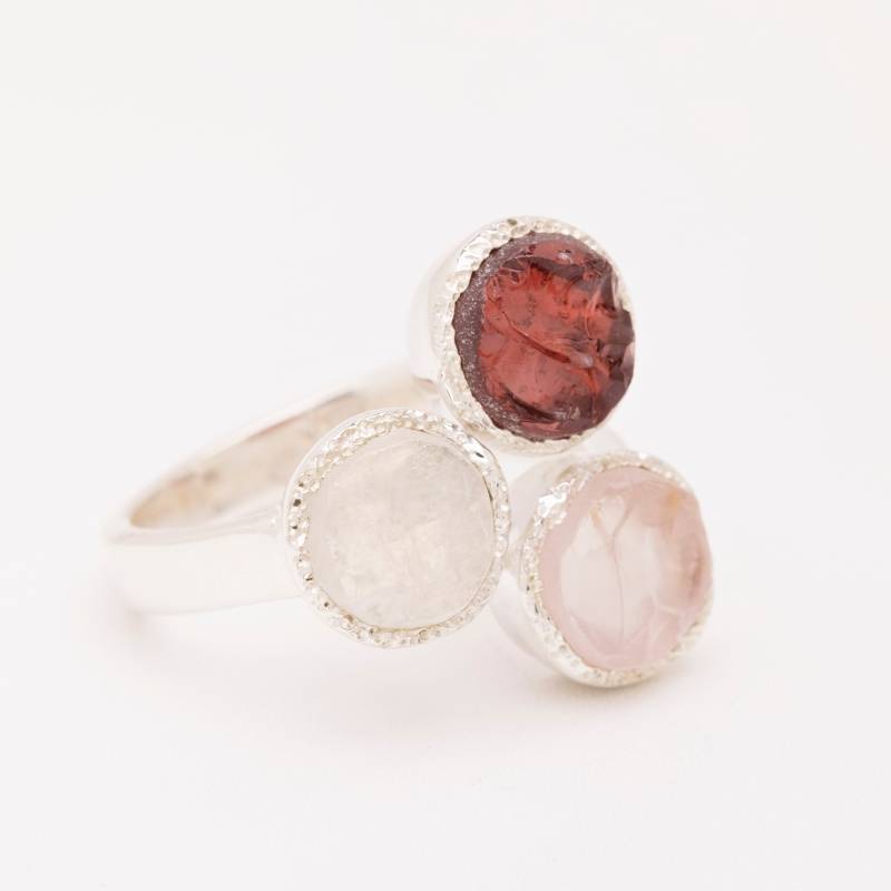 Roher Granat, Rosenquarz & Mondstein Ring Sterling Silber Verstellbar von KokoJewelleryShop