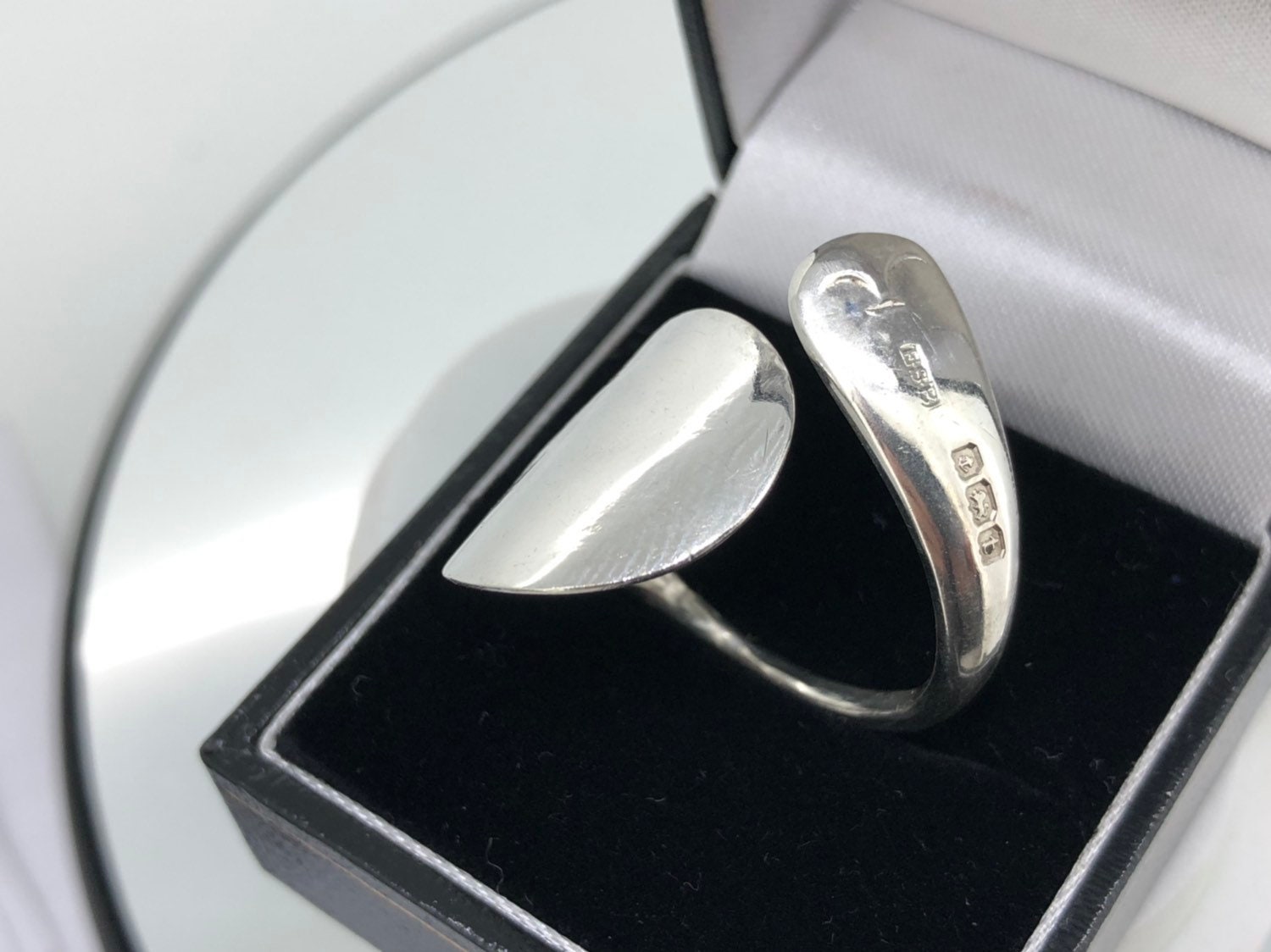 Einzigartiges Geschenk Handgemachter Antiker Sterlingsilber 925 Löffel Ring Gestempelt Größenverstellbar Einzigartiges Geschenk Handgemachter Antiker Sterlingsilber 925 Löffel Ring Gestempelt Größenverstellbar von KoleziBros