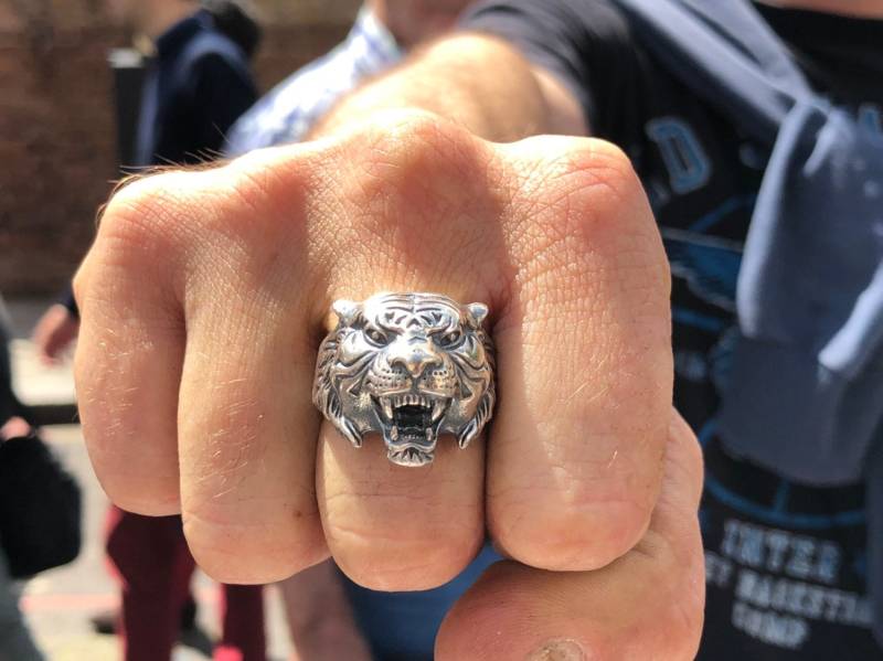 Wütend Tigerkopf Ring Silber 925, Oxidierter Ring, Tier Sterling Grobstrick Tiger Biker Wütend Tigerkopf Ring Silber 925, Oxidierter Ring, Tier Sterling Grobstrick Tiger Biker von KoleziBros