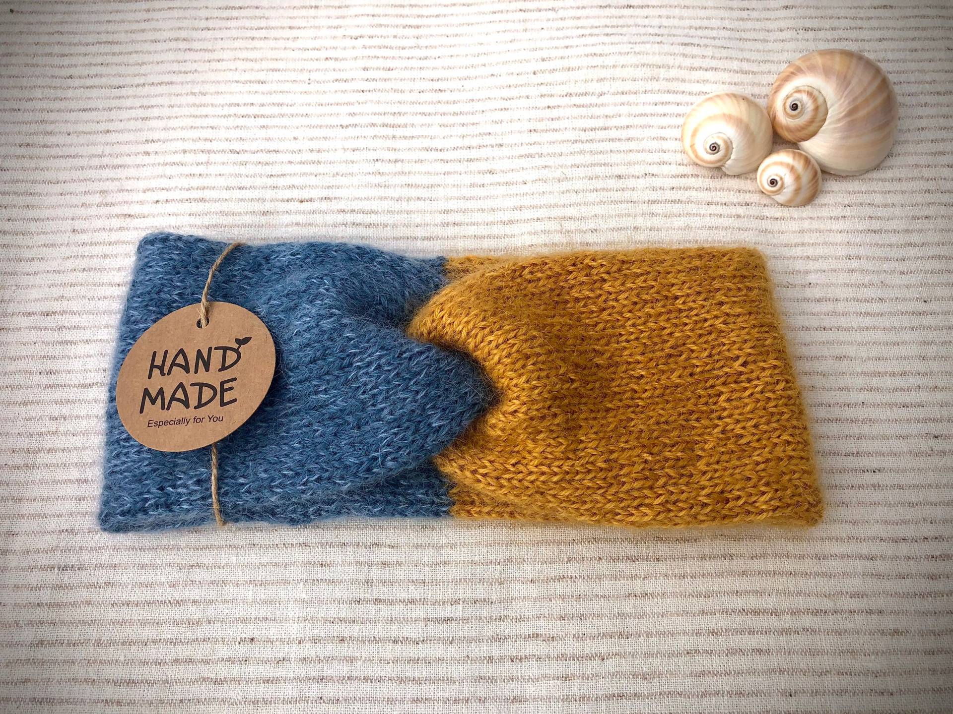 Curry Trifft Enzian - Wunderschönes Handgestricktes Strinband von KolibriHandarbeit