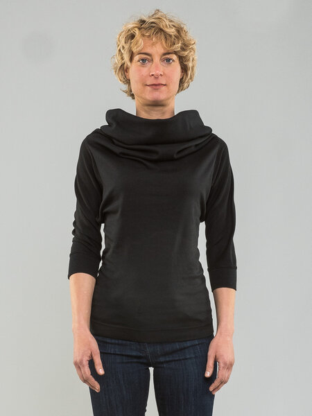 Kolla.Berlin Pullover mit 3/4 Arm zum Drehen als Kleid von Kolla.Berlin