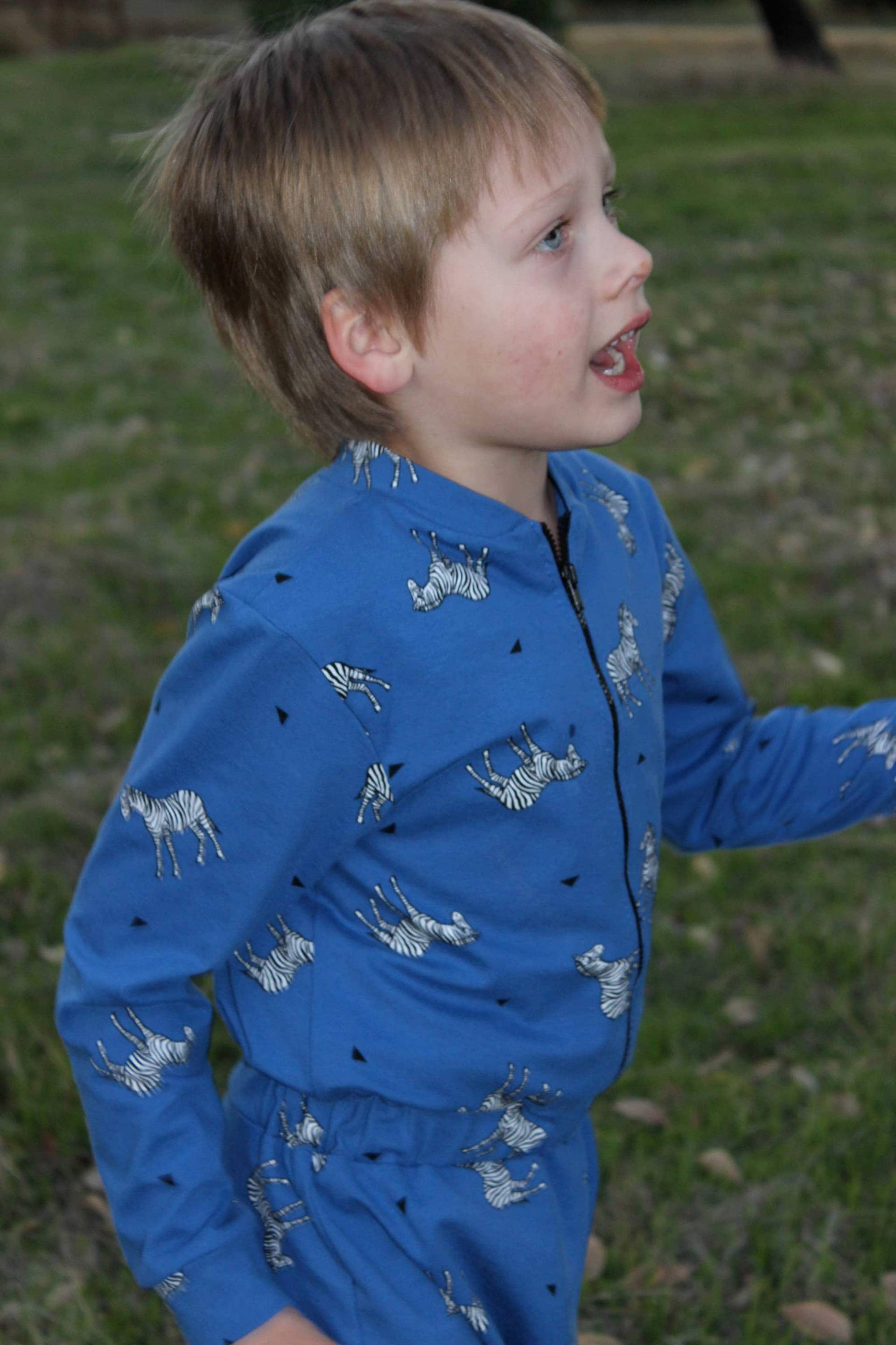 Jungen/Mädchen Jumpsuit Gestrickter Baumwolljersey Mit Zebraprint Jungen/Mädchen Jumpsuit Gestrickter Baumwolljersey Mit Zebraprint von KolobokCrafts