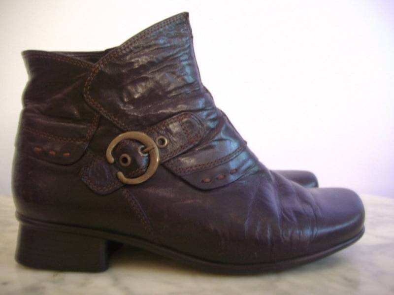 Super Stiefelette Dunkelbraun Gr. 6 Super Stiefelette Dunkelbraun Gr. 6 von KolonialwarenShop