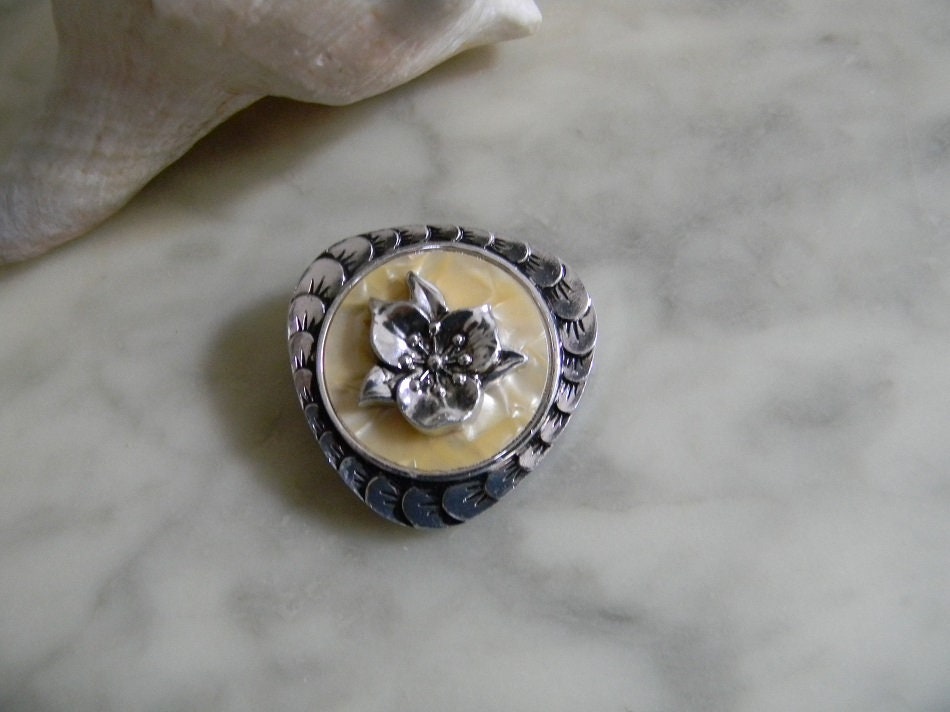 Vintage Tuchclip - Tuchspange 90S Vintage Tuchclip - Tuchspange 90S von KolonialwarenShop