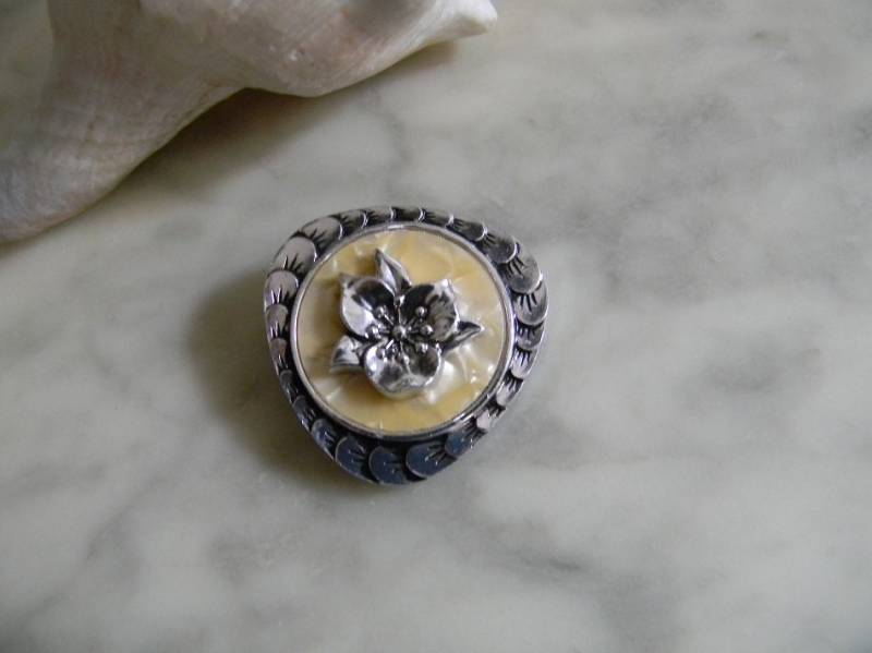 Vintage Tuchclip - Tuchspange 90S Vintage Tuchclip - Tuchspange 90S von KolonialwarenShop