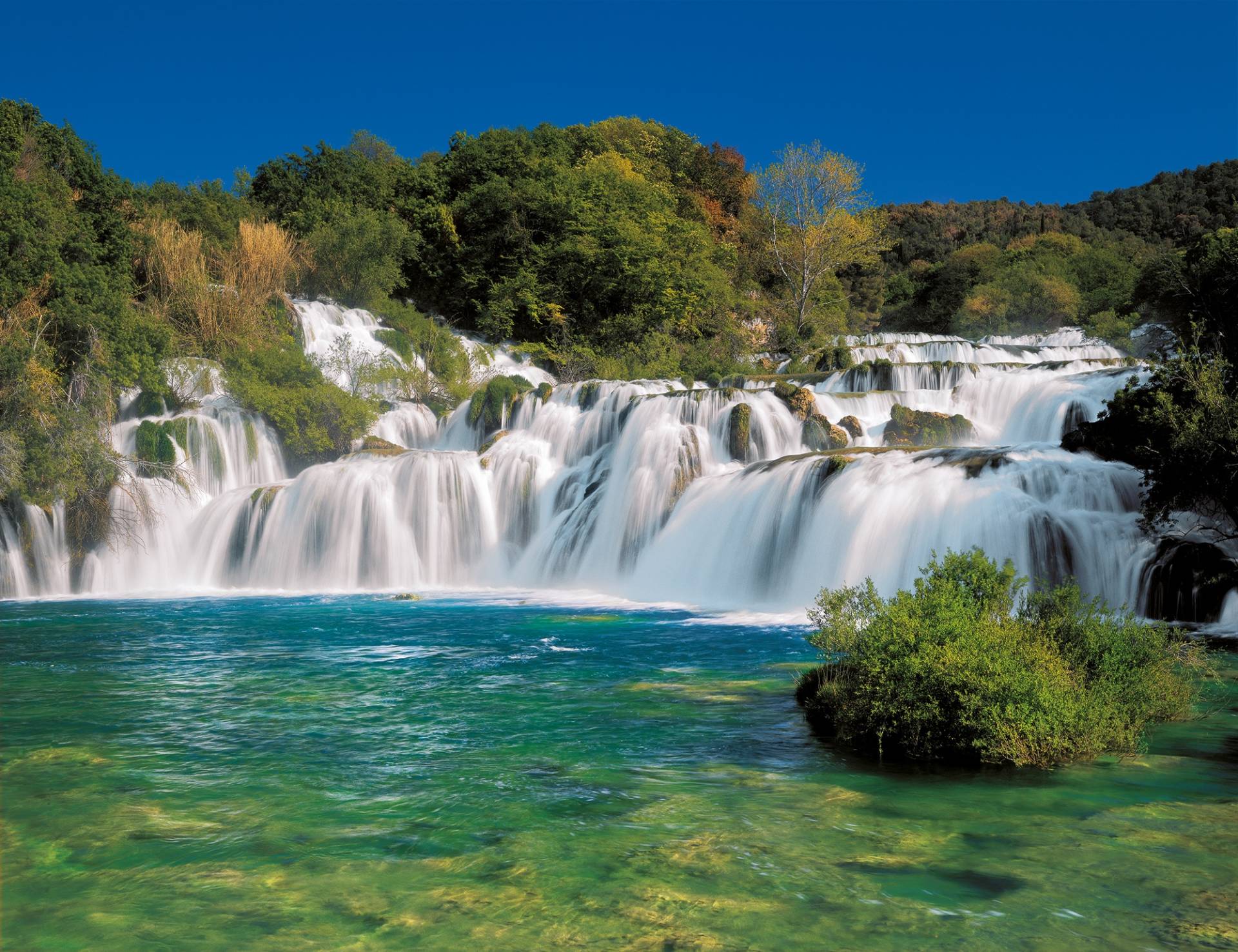 Komar Fototapete "Krka Falls - Größe 368 x 254 cm" bedruckt glatt Wohnzimmer, Schlafzimmer von Komar