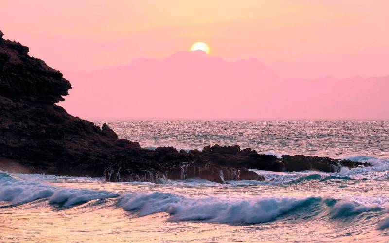 Komar Vliestapete "Digitaldruck Vlies - Forbidden Love - Größe 400 x 250 cm" bedruckt glatt Wohnzimmer, Schlafzimmer von Komar