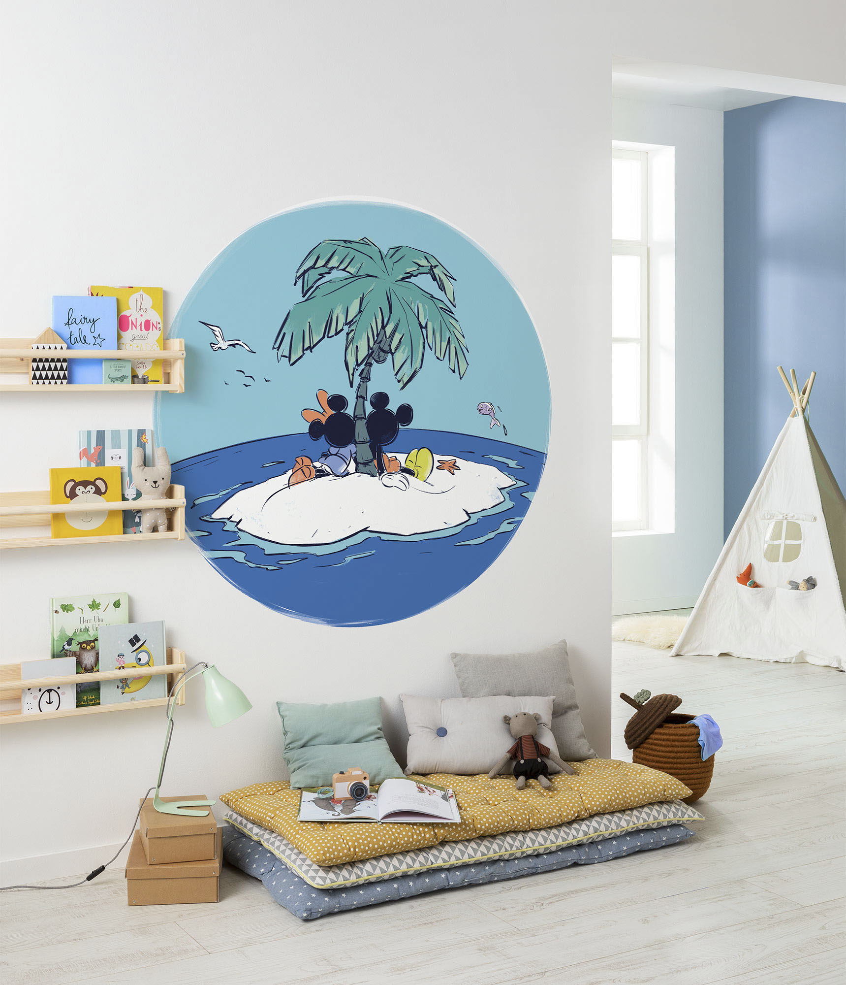 Komar Wandtattoo "selbstklebendes Vlies, Mickey and Minnie Beach Vacation,Gr.125x125 cm" rund und selbstklebend Komar Wandtattoo "selbstklebendes Vlies, Mickey and Minnie Beach Vacation,Gr.125x125 cm" rund und selbstklebend von Komar