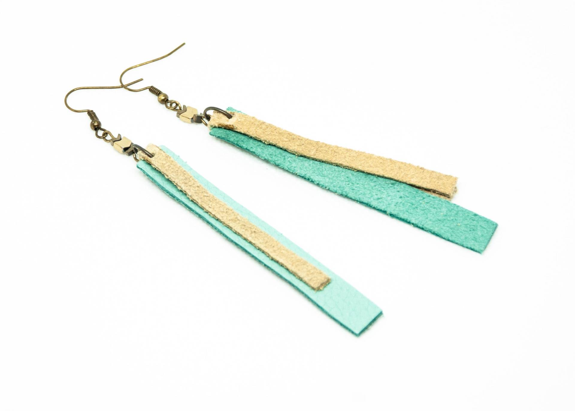 Beige Und Aqua Leder Baumeln Ohrringe Beige Und Aqua Leder Baumeln Ohrringe von KomarchukStudio