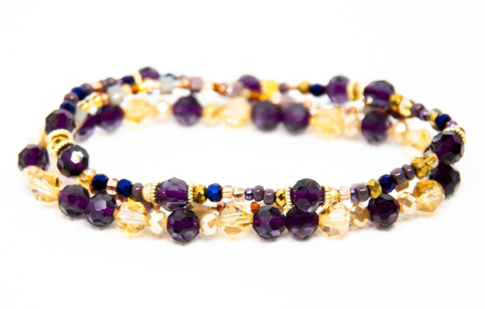 Lila Und Champagner Armband Set Lila Und Champagner Armband Set von KomarchukStudio