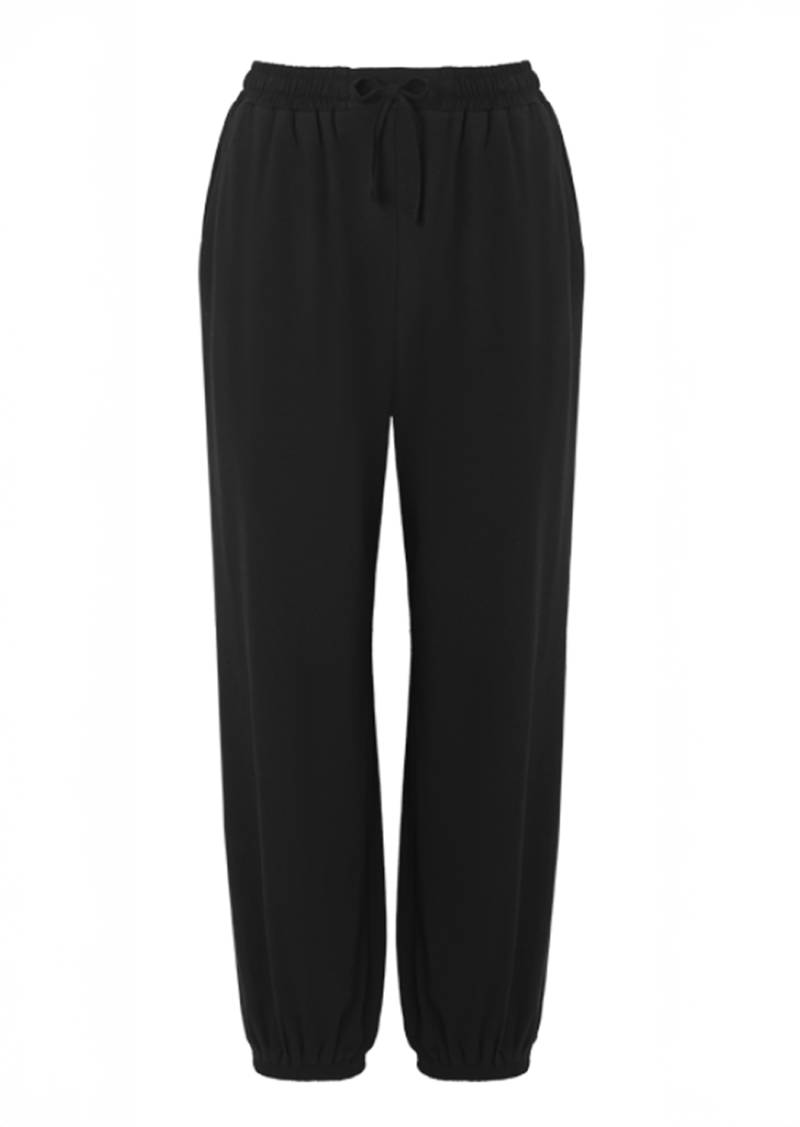 Jogginghose Modell: Teresa von Komodo