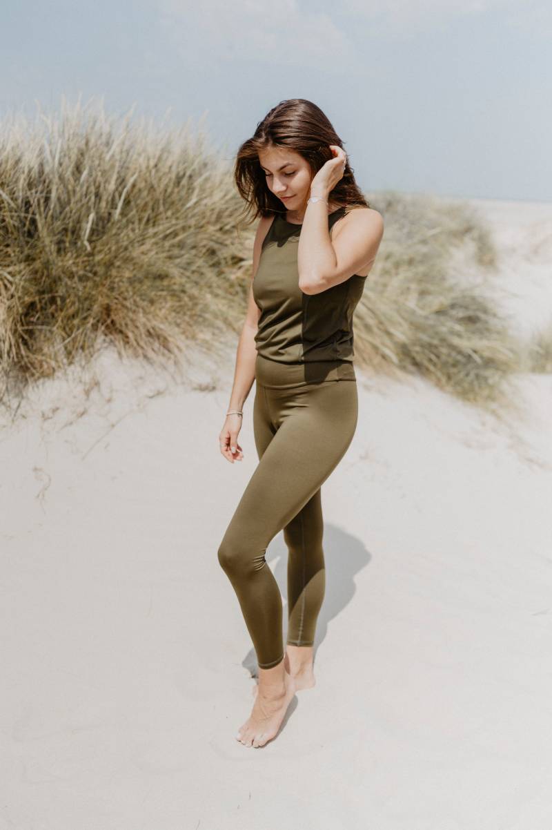 Jumpsuit Spirit Olive von Konekto