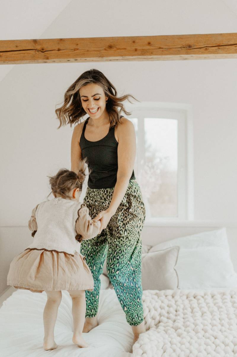 Jumpsuit Move Leo Green und Schwarz von Konekto