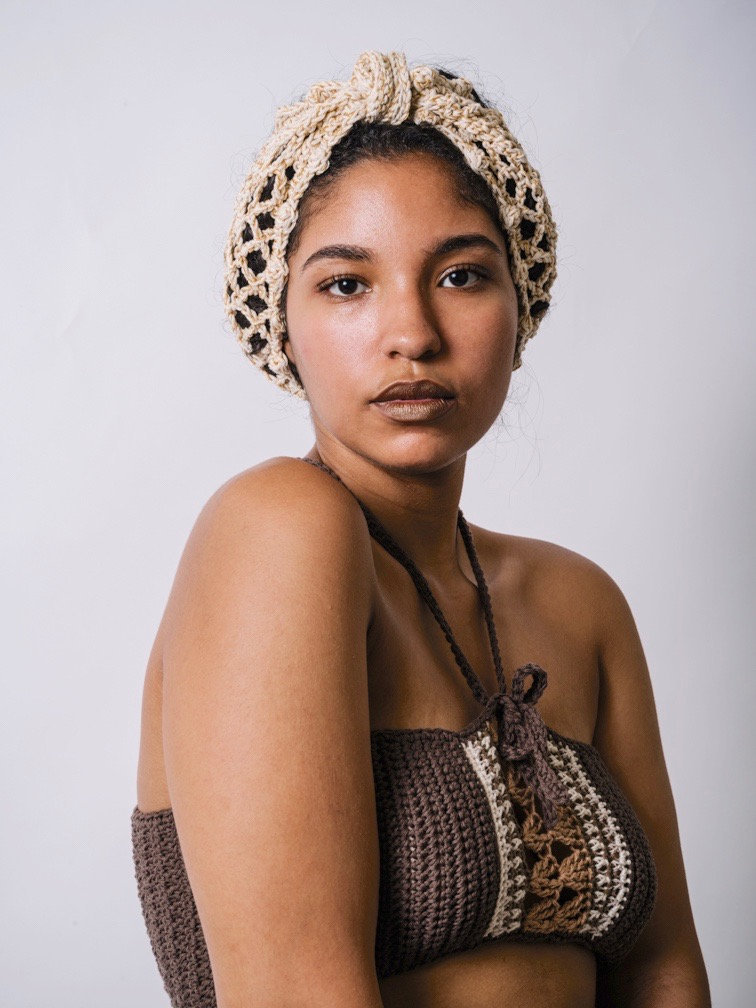 Sojourn Bandana Bonnet in Putty Gold Dust/Häkel Turban Stirnband Funkelnde Mütze Häkeln Metallic Mesh Creme von KonjoCrochet