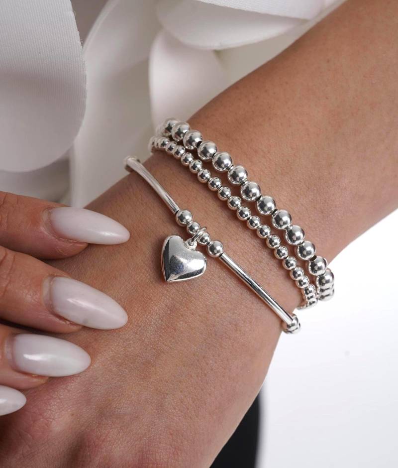 925 Sterlingsilber-Tube-Armband Mit Silbernem Herz, Sterlingsilber-Stretcharmband, Silberherzarmband, Herzarmband, Gestapelte Armbänder 925 Sterlingsilber-Tube-Armband Mit Silbernem Herz, Sterlingsilber-Stretcharmband, Silberherzarmband, Herzarmband, Gestapelte Armbänder von KoochJewelry