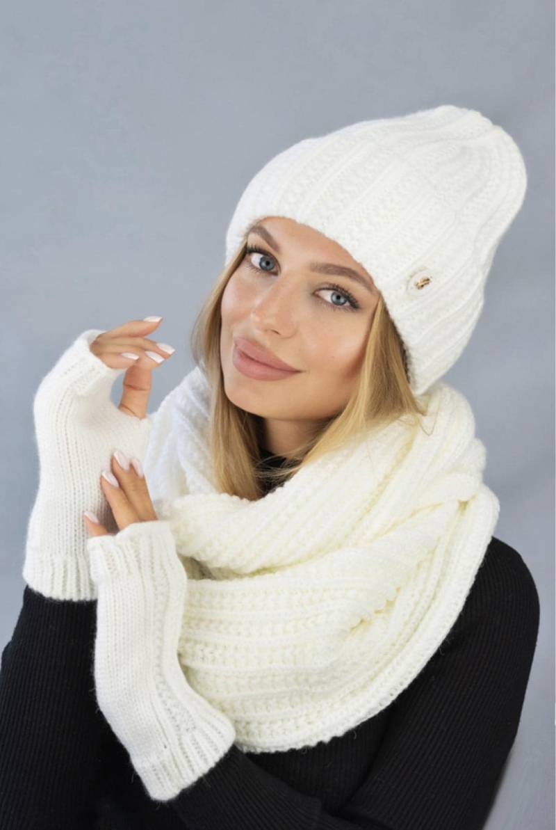 Winter-Set Für Damen Mütze, Loop Schal Und Fingerlose Handschuhe Gestrickt Kuschelig Handwärmer Beanie Warme Wintermütze Weiß 5300-38 von Kopfglueck