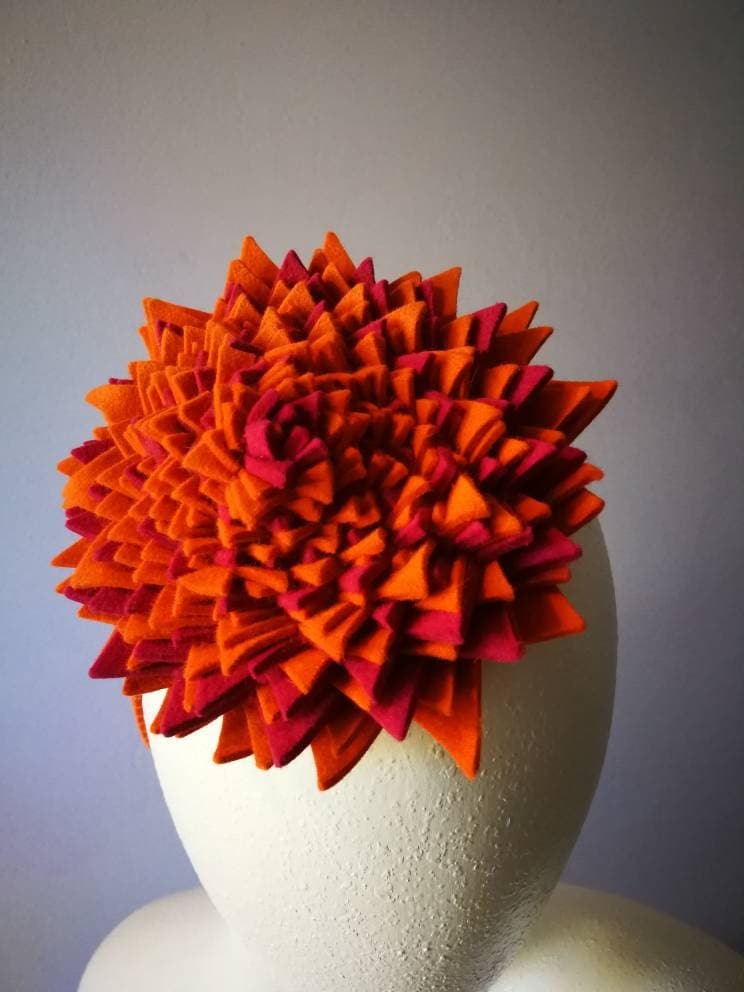 Seerose Aus Filz, Fascinator, Hütchen, Kopfschmuck von Kopfloos