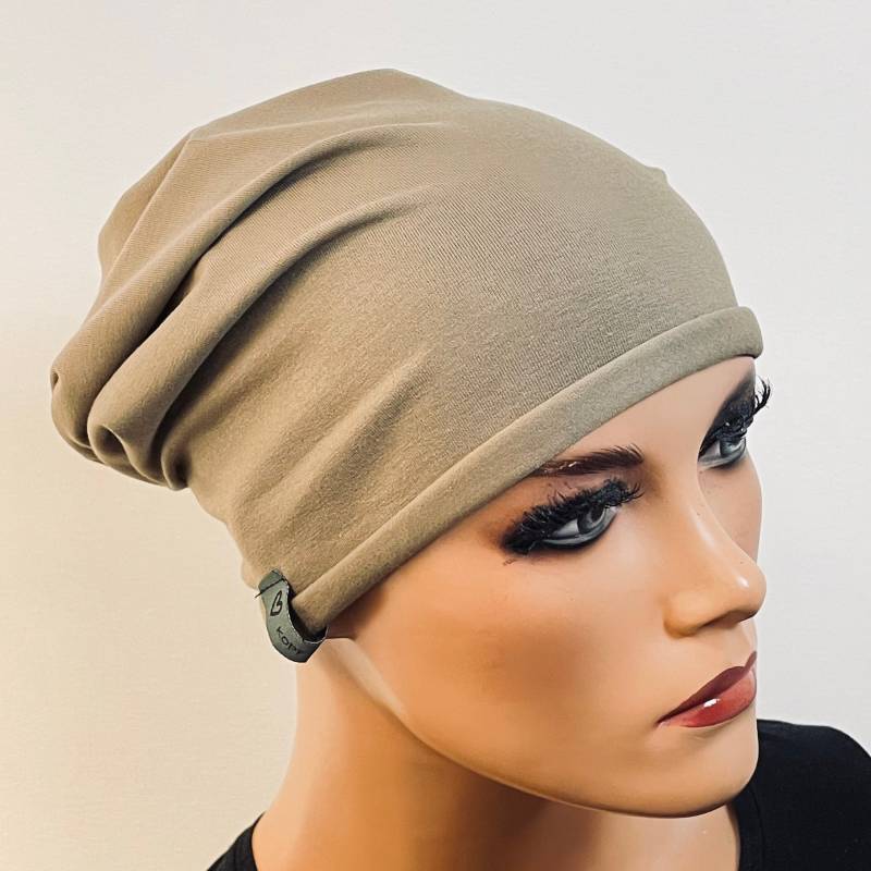 Basic-Beanie/Mütze Taupe Jersey Sehr Leicht Rollsaum Bequem Chemotherapie Krebs Chemo Chemokopftuch Mütze Cabriomütze Sommerbeanie von KopfundKragen