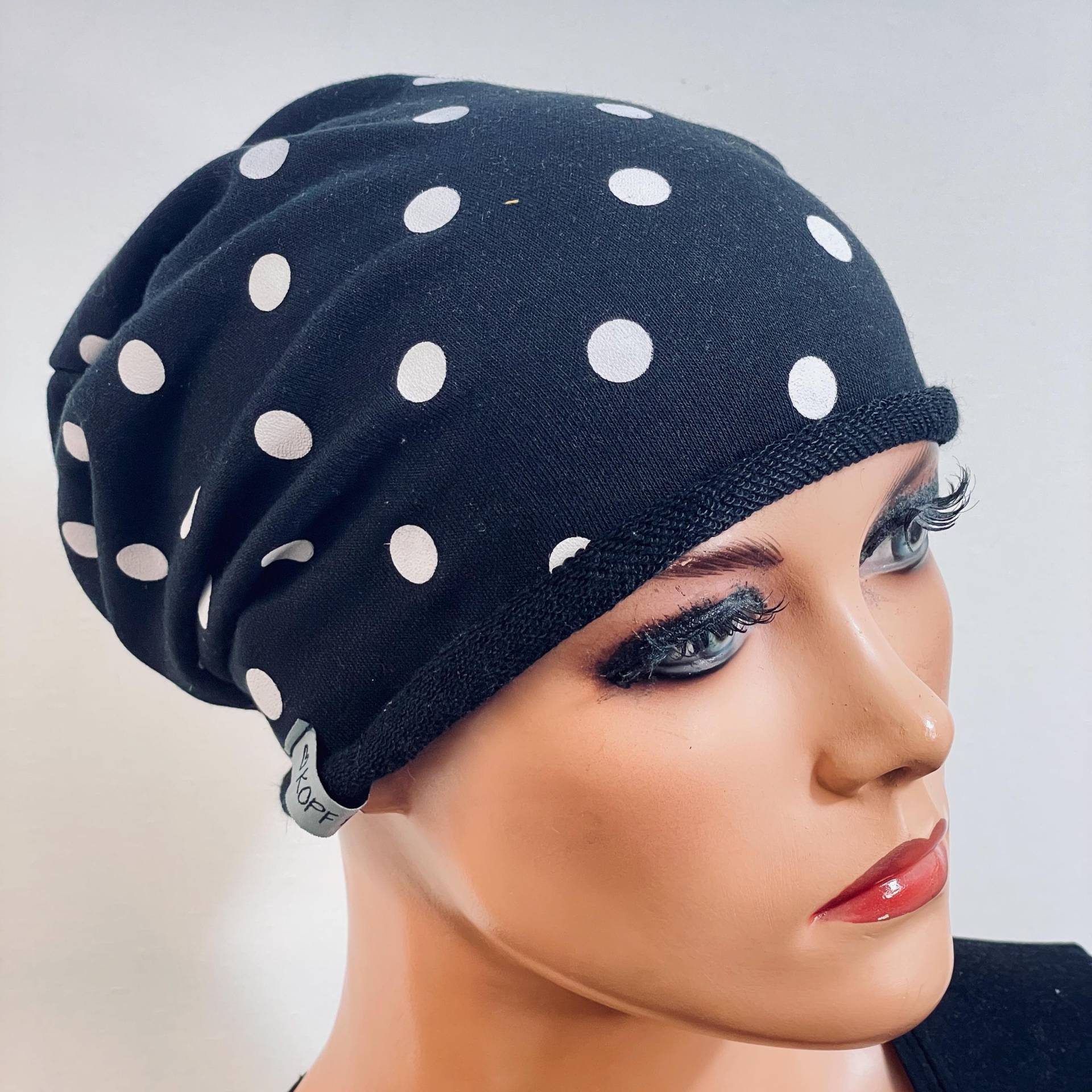 Beanie/Mütze Schwarz Tupfen Jersey Bequem Chemo Chemokopftuch Mütze Cabriomütze Sommerbeanie Chemomütze Kopfbedeckung Krebs Beanie/Mütze Schwarz Tupfen Jersey Bequem Chemo Chemokopftuch Mütze Cabriomütze Sommerbeanie Chemomütze Kopfbedeckung Krebs von KopfundKragen