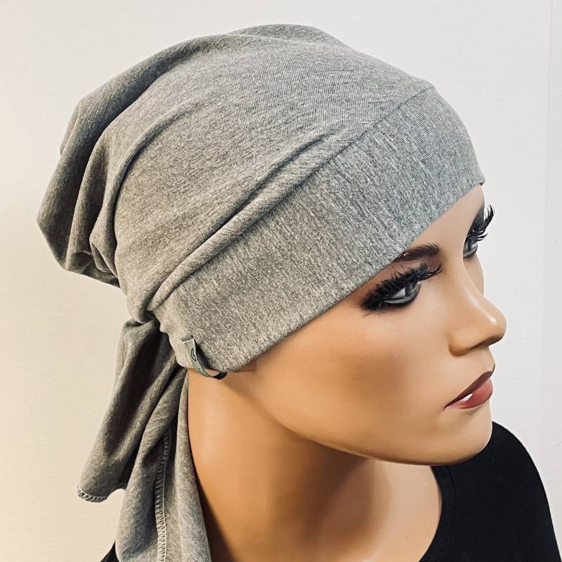 Kopftuch-Mütze Grau Bequem Und Praktisch, Kopfbedeckung Bei Krebs, Mütze Chemo von KopfundKragen