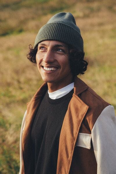 Kopyto ANTILOPE - Mütze mit hohem Rippstrickbund aus plüschiger 100% Merinowolle RWS-zertifiziert von Kopyto