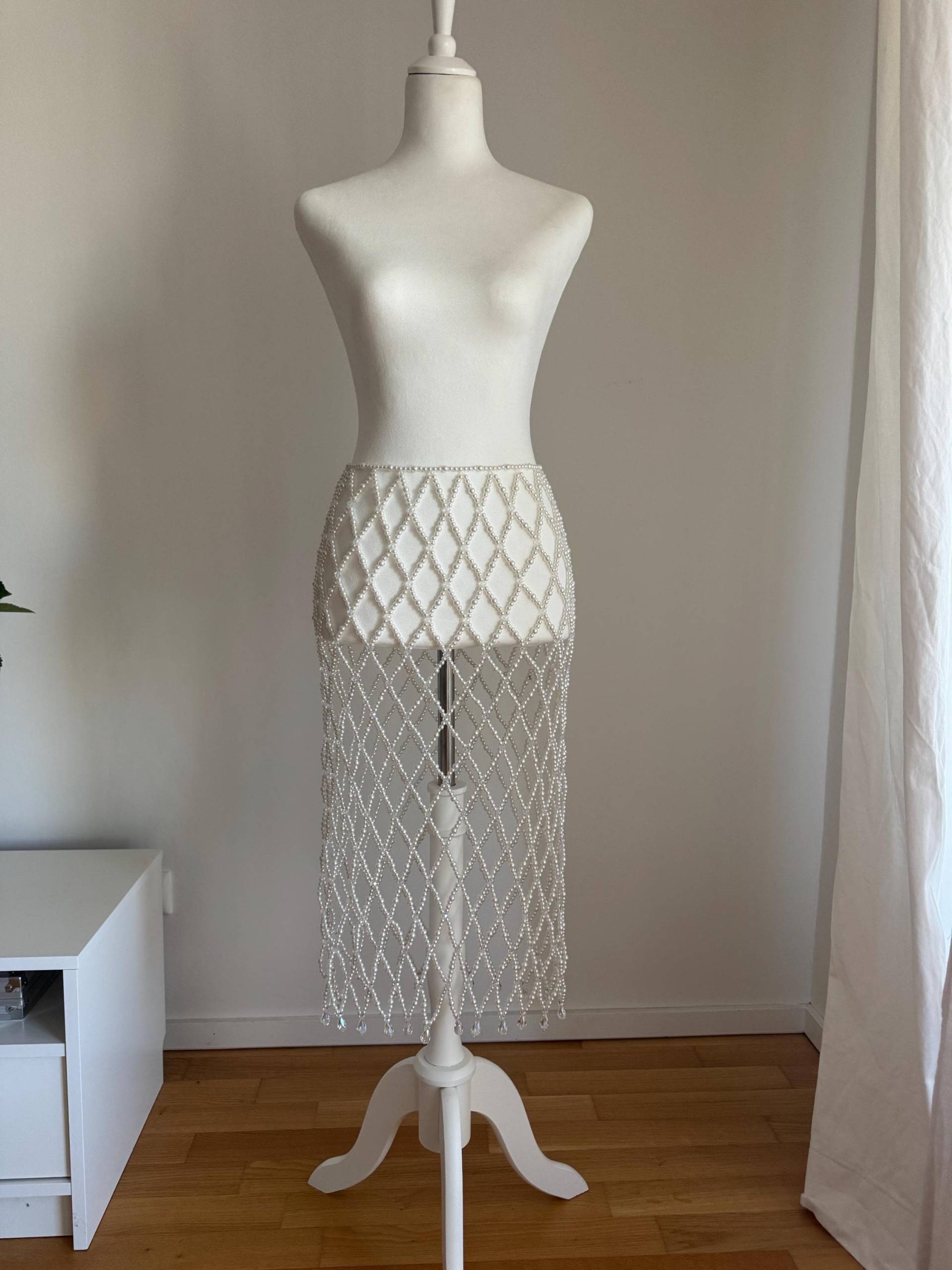 Perlenrock, Burlesque Handgefertigter Midirock Aus Mesh, Rock Mit Perlen Und Perlen, Juwelenrock, Einzigartiger Perlenrock von KorDartStudio