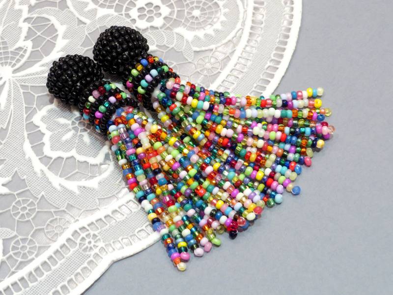 Bunte Fransen Ohrringe Multicolor Clip Auf Regenbogen Stud Samen Perlenohrringe Oscar De Ra Renta Boho-Anweisung Quaste von KorallaUA