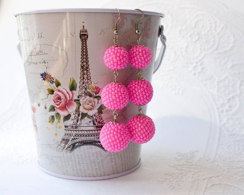 Heiße Rosa Bon Ohrringe Pom Ball Drop Lang Samen Perlen Langen Fransen Hot Pink Schmuck Drei Kugeln von KorallaUA