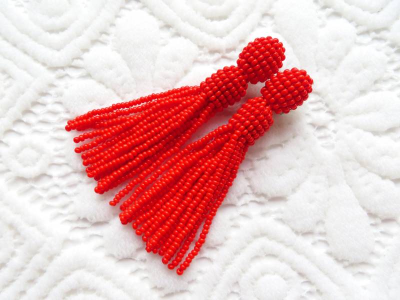 Langen Roten Fransen Oscar Ohrringe Rot Clip Auf Quastenohrringe De La Renta Fringe Ohrstecker Urlaub von KorallaUA