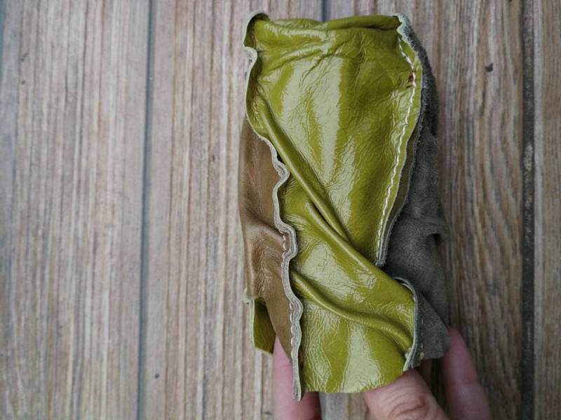 Braunes Und Grünes Manschettenarmband, Lederarmband, Echtes Erstklassiges Leder Armband von KorektLeatherGoods