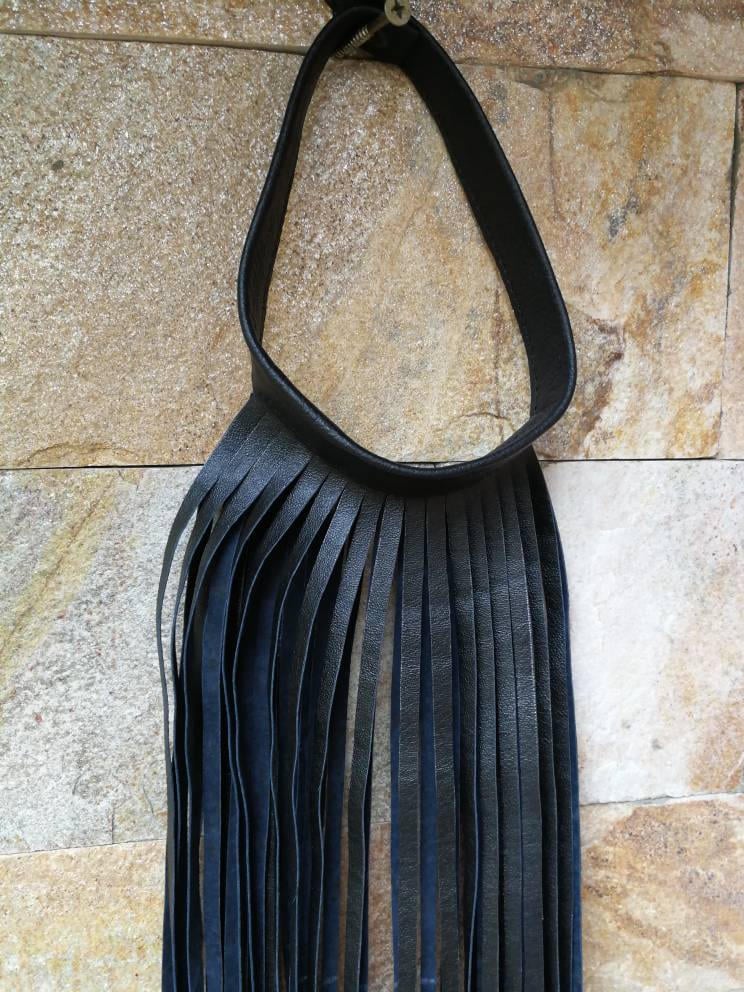 Handgefertigte Leder Fransen Statement Kette, Boho Festival Style von KorektLeatherGoods