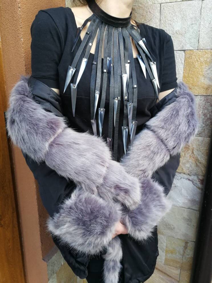 Handgefertigte Leder Statement Kette, Festival Boho Schmuck von KorektLeatherGoods