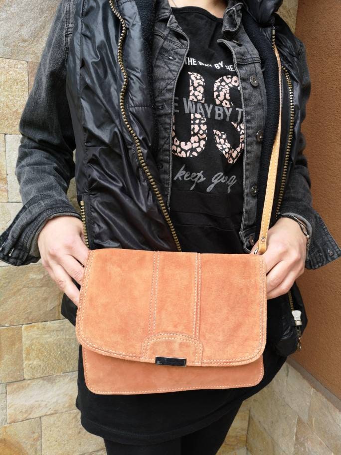 Vintage Mango Orange Leder Umhängetasche von KorektLeatherGoods