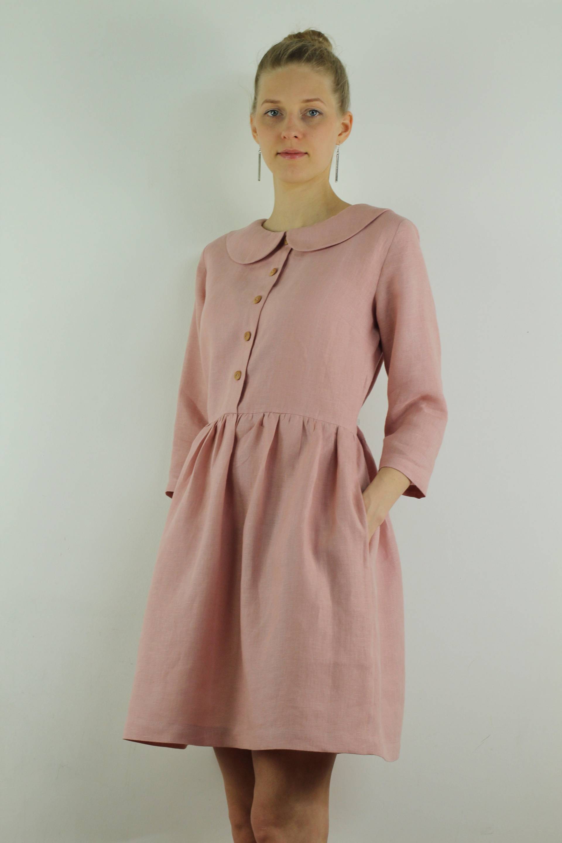 Auf Bestellung Reines Leinenkleid Für Frauen Mit 3/4 Ärmeln/Rose Lässiges Kleid Leinen Sommerkleid Knopf Vorderes von Korkoshi